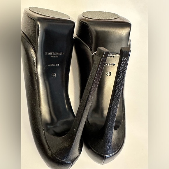 Authentic Yves Saint Laurent Platform Pumps Near Mint Condition Size 38 w/box - Picture 4 of 8